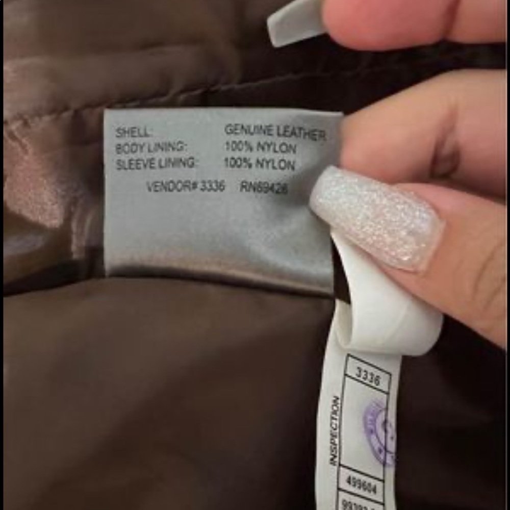 Leather jacket - Picture 3 of 3